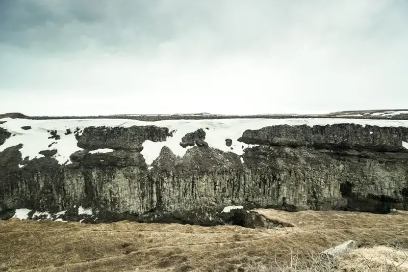 Berg med snö