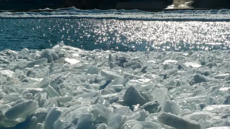 Isblock på havet