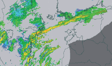 Ett band av snöbyar från Finska viken in mot Södertörn på radarbild från 13 november 2007.