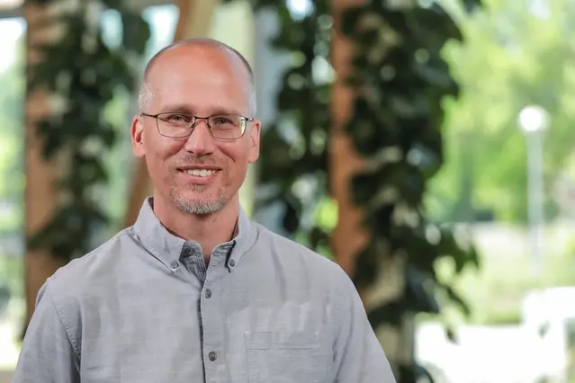 Porträtt av Peter Berg.